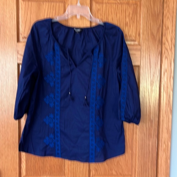 Express Tops - Express Women’s blue boho style top.